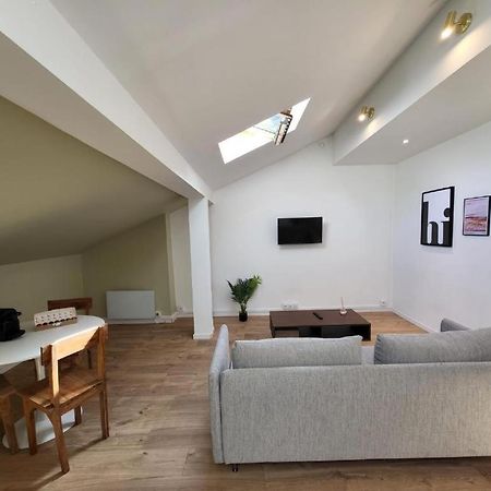 Apartament Le Nerolii Lyon Zewnętrze zdjęcie